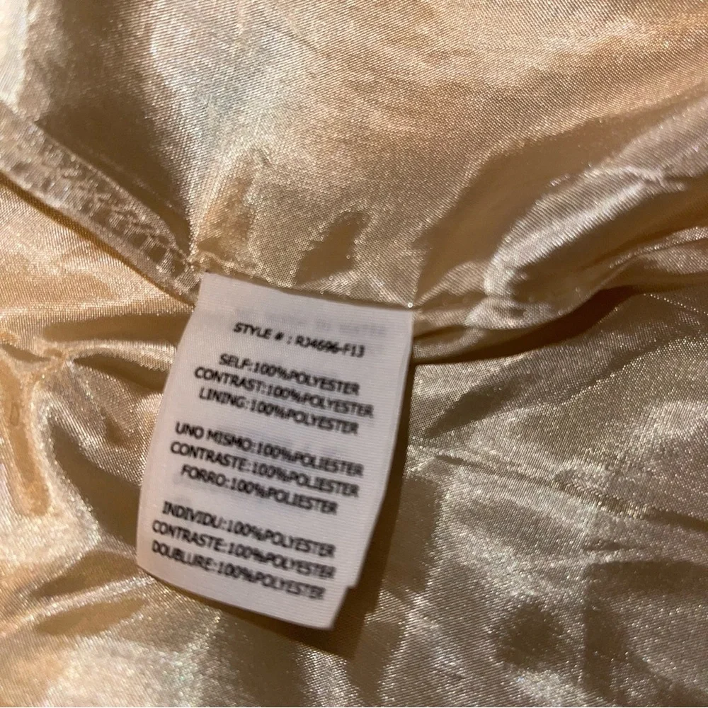 Ryu 3/4 Length Coat Women’s Size Small Belted Black and Cream - Picture 8 of 9